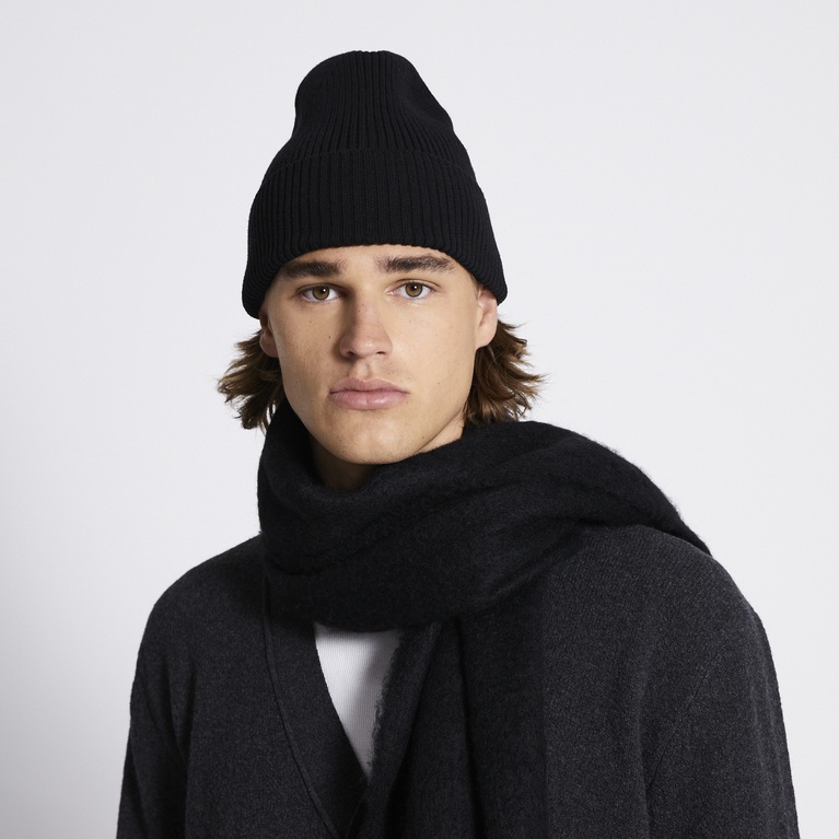 Knit scarf "Smooth Scarf" Black